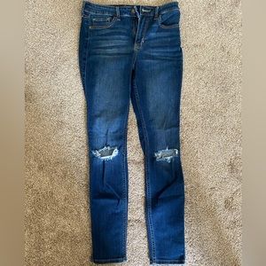Hollister 3S High Rise Super Skinny Ripped Jeans